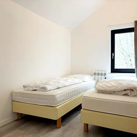 Family In Hambachtal Boutique *